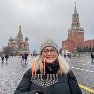 A Jewish Agency Israeli emissary serving in Moscow lights Hanukkah candles