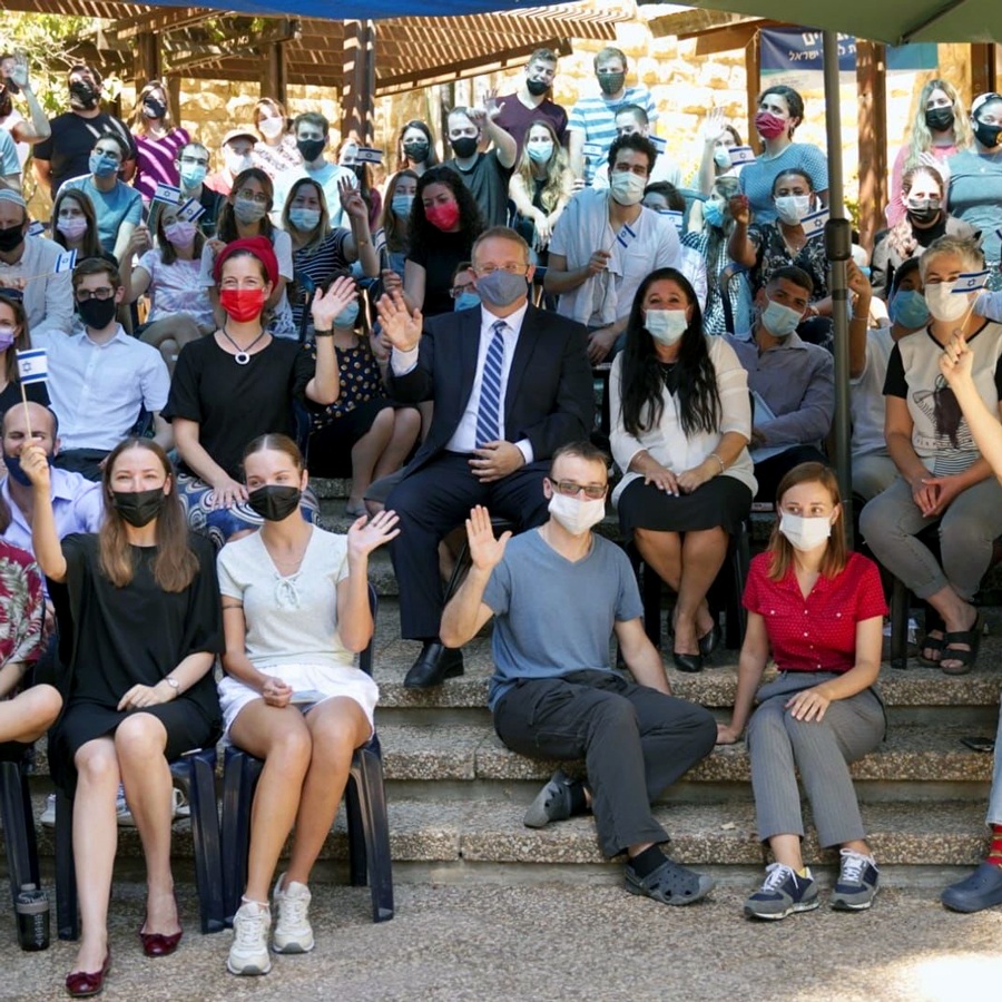 Yaakov Hagoel with Ulpan Etzion students