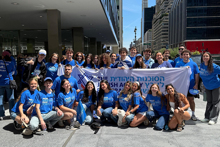 Jewish Agency Shlichim at the parade